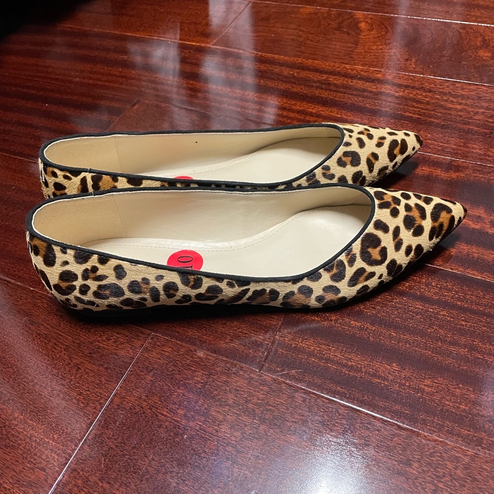Flat shoes